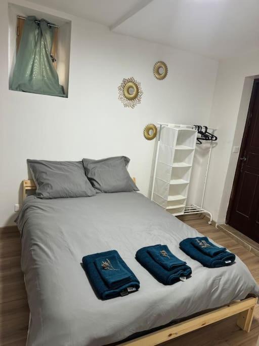 Appartement T2 Cosy Centre-Ville Pernes-les-Fontaines Exterior foto